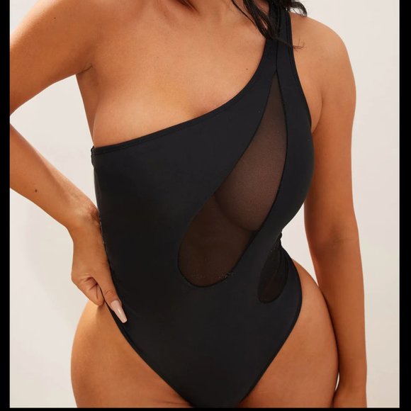 NWT one piece swim - Picture 2 of 3